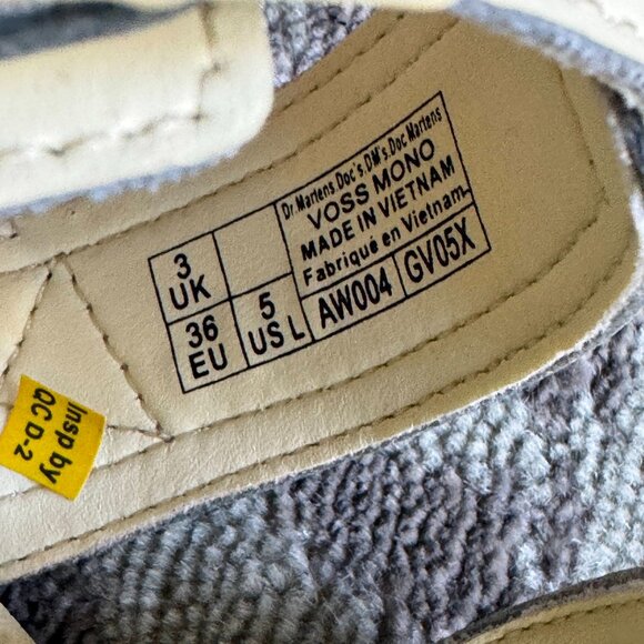 Dr. Martens Voss Mono Yellow Pastel Leather Sandals - Picture 8 of 12